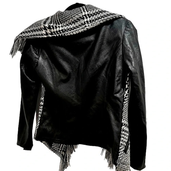 XS guess sweater faux leather with fringe on front classic and stylish - Picture 4 of 4